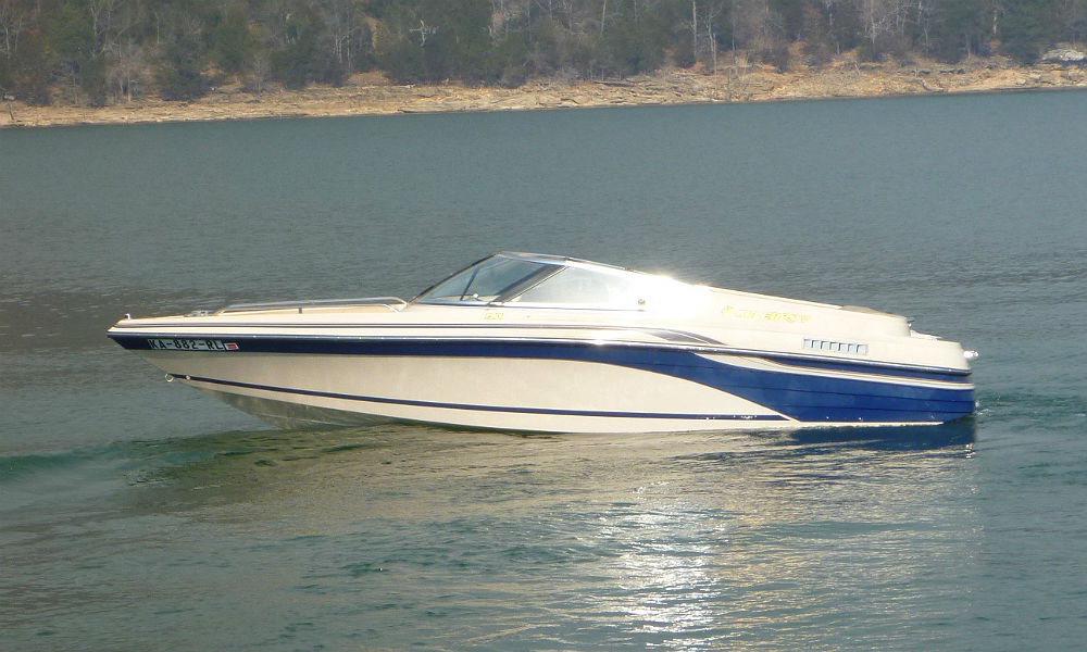 Boat Rentals near Camdenton at Lake of the Ozarks