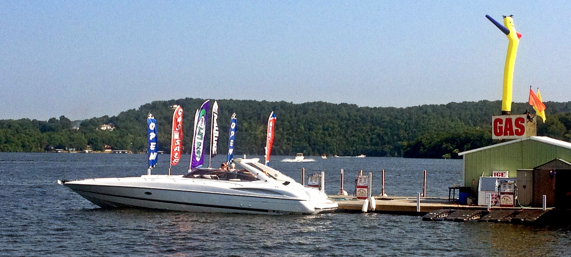 Boating & Vacation Resort near Camdenton Missouri