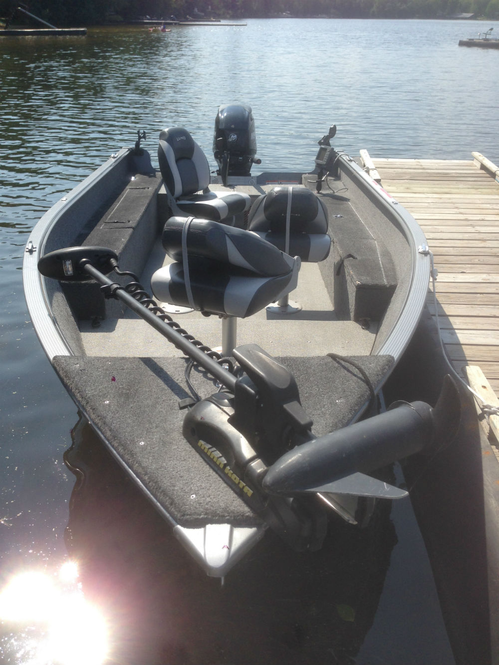 Boat and Accessories Rentals near Camdenton, Missouri at Lake of the Ozarks